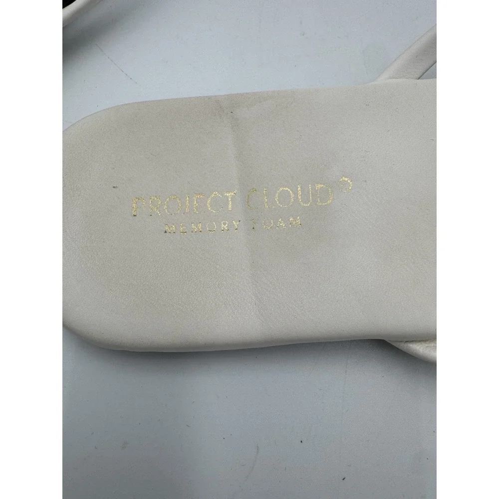 Project Cloud Memory Foam Thong Sandals Size 7 White